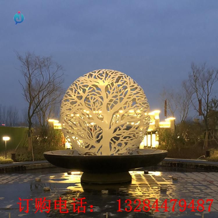 不锈钢镂空树枝圆球雕塑