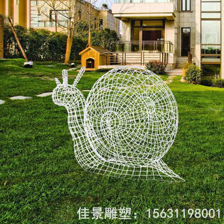 不锈钢草坪镂空蜗牛雕塑